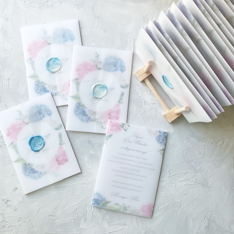 Свадебные приглашения с нежными гортензиями