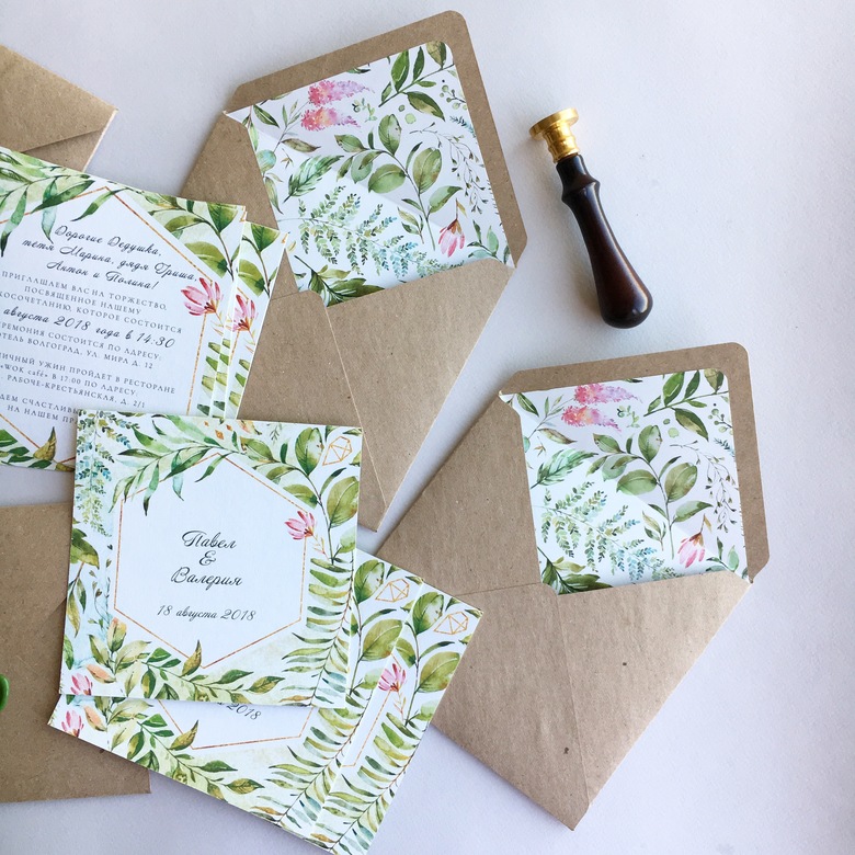 Пригласительные в стиле рустик  в крафт конвертах