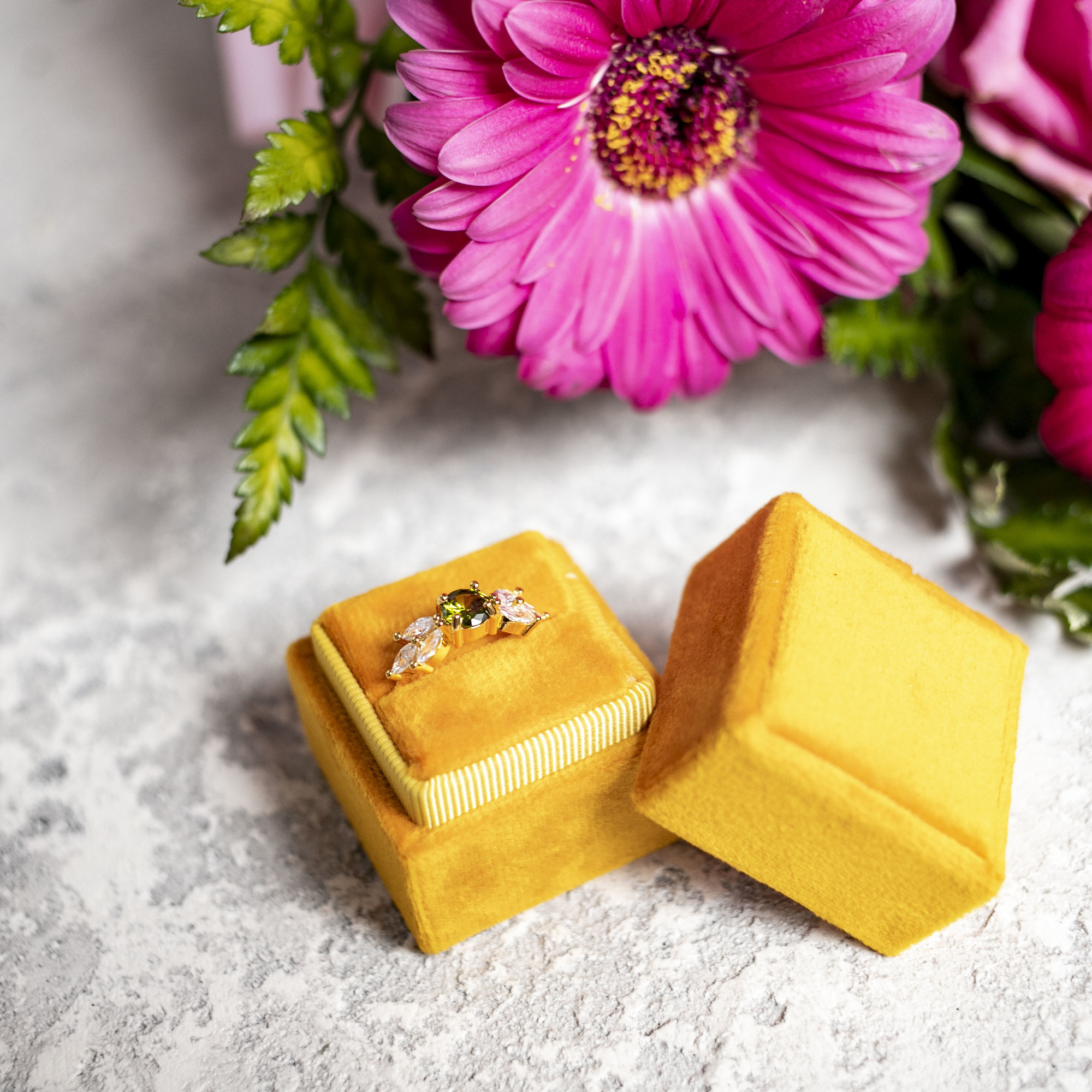 Бархатные коробочки для колец "Янтарный"