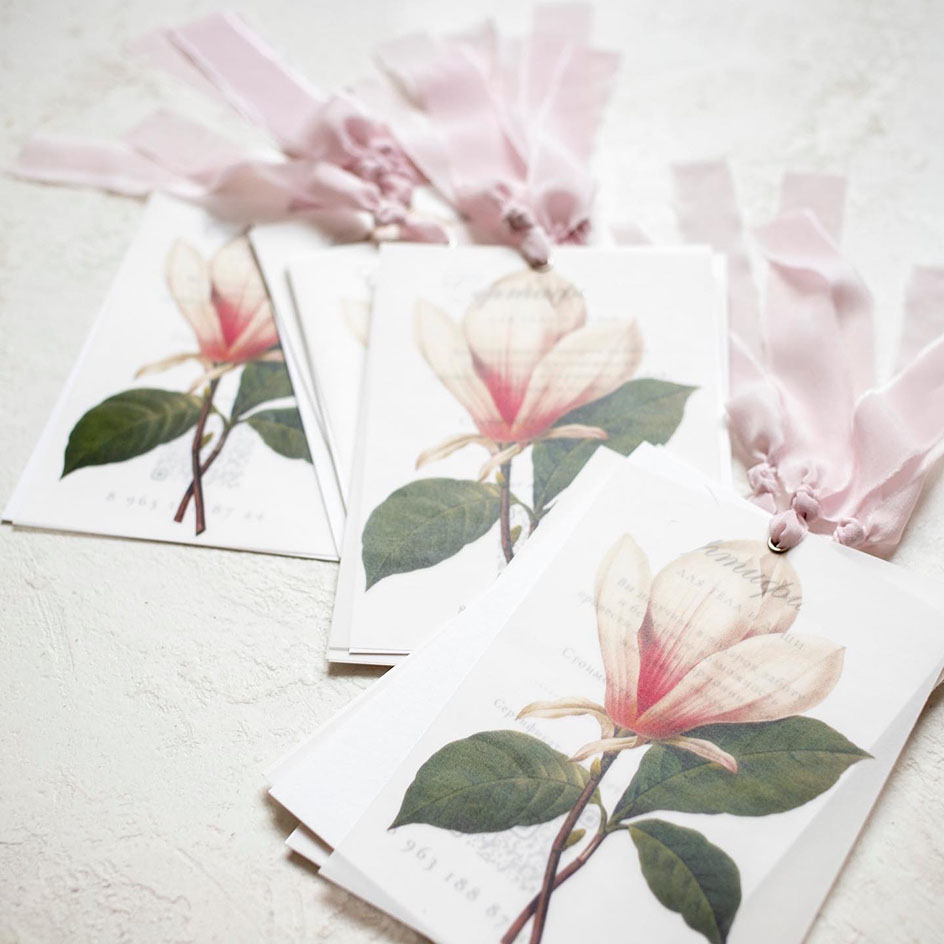 Пригласительные на свадьбу с калькой и шелковыми лентами