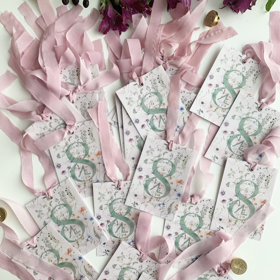 Открытки на 8 марта с логотипом фирмы