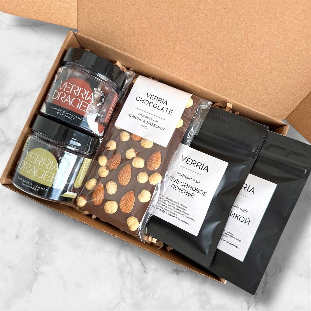 Подарочный бокс M №11