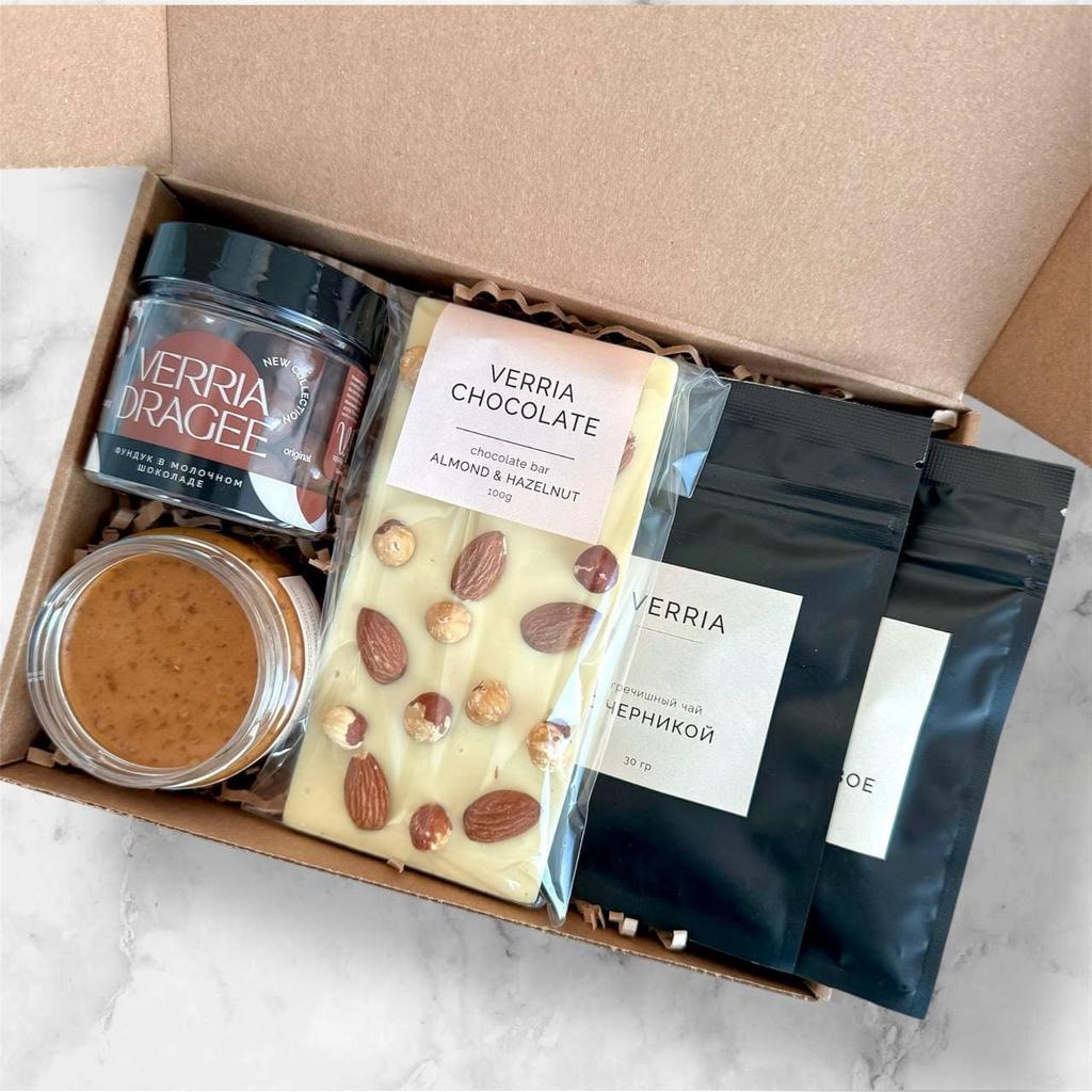 Подарочный бокс M №8