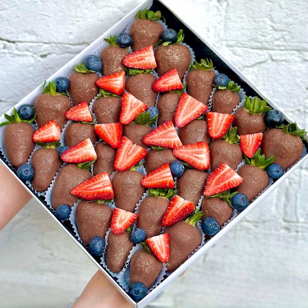 Клубника в шоколаде Berry Mix (30-36 ягод)