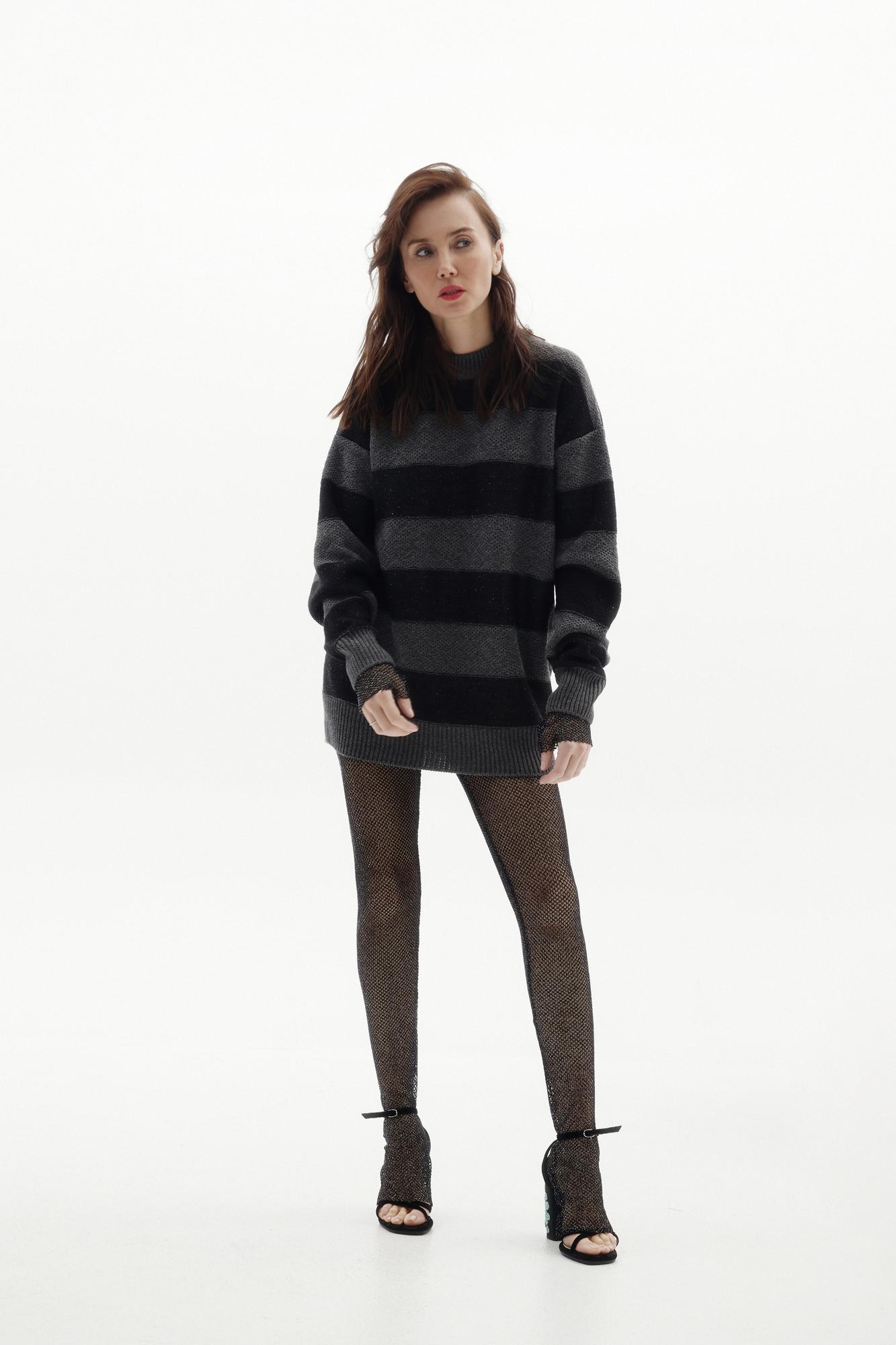 Свитер полоска с пайетками двухцветный