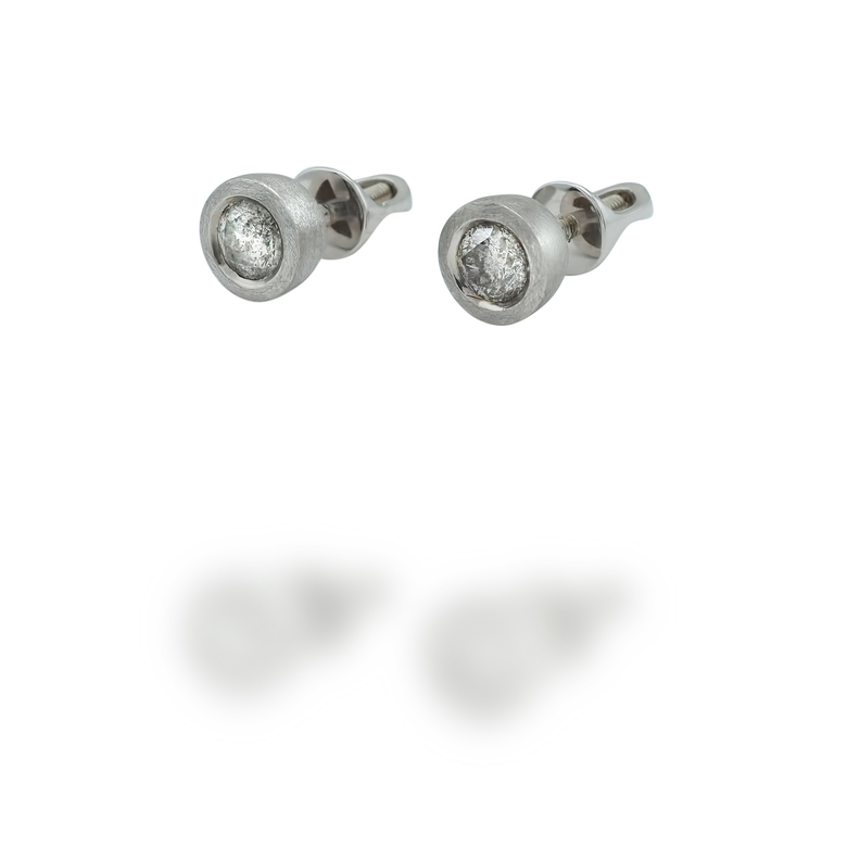 Серьги пусеты с бриллиантами