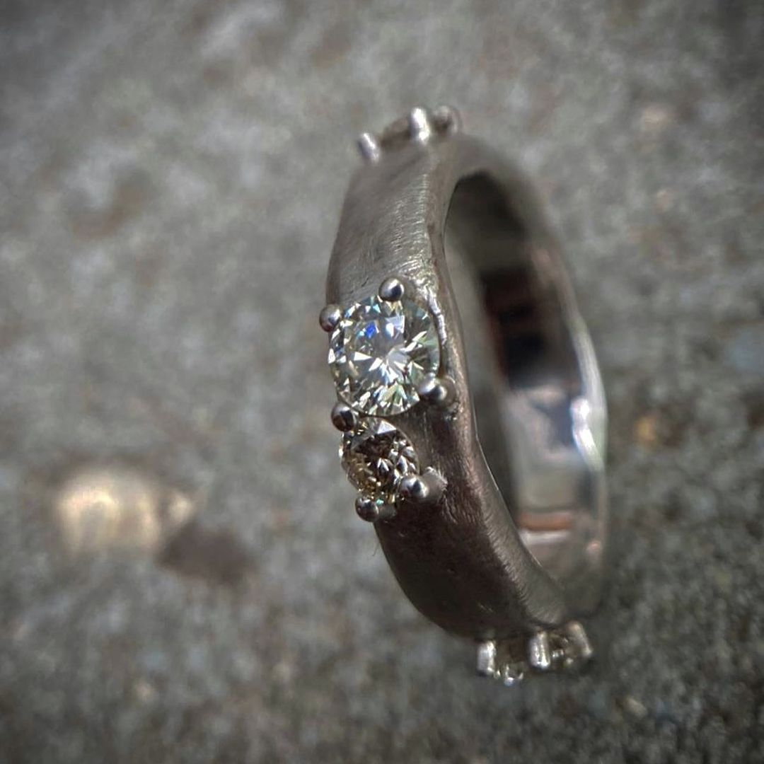 Кольцо "Колючка" с бриллиантами (на заказ)