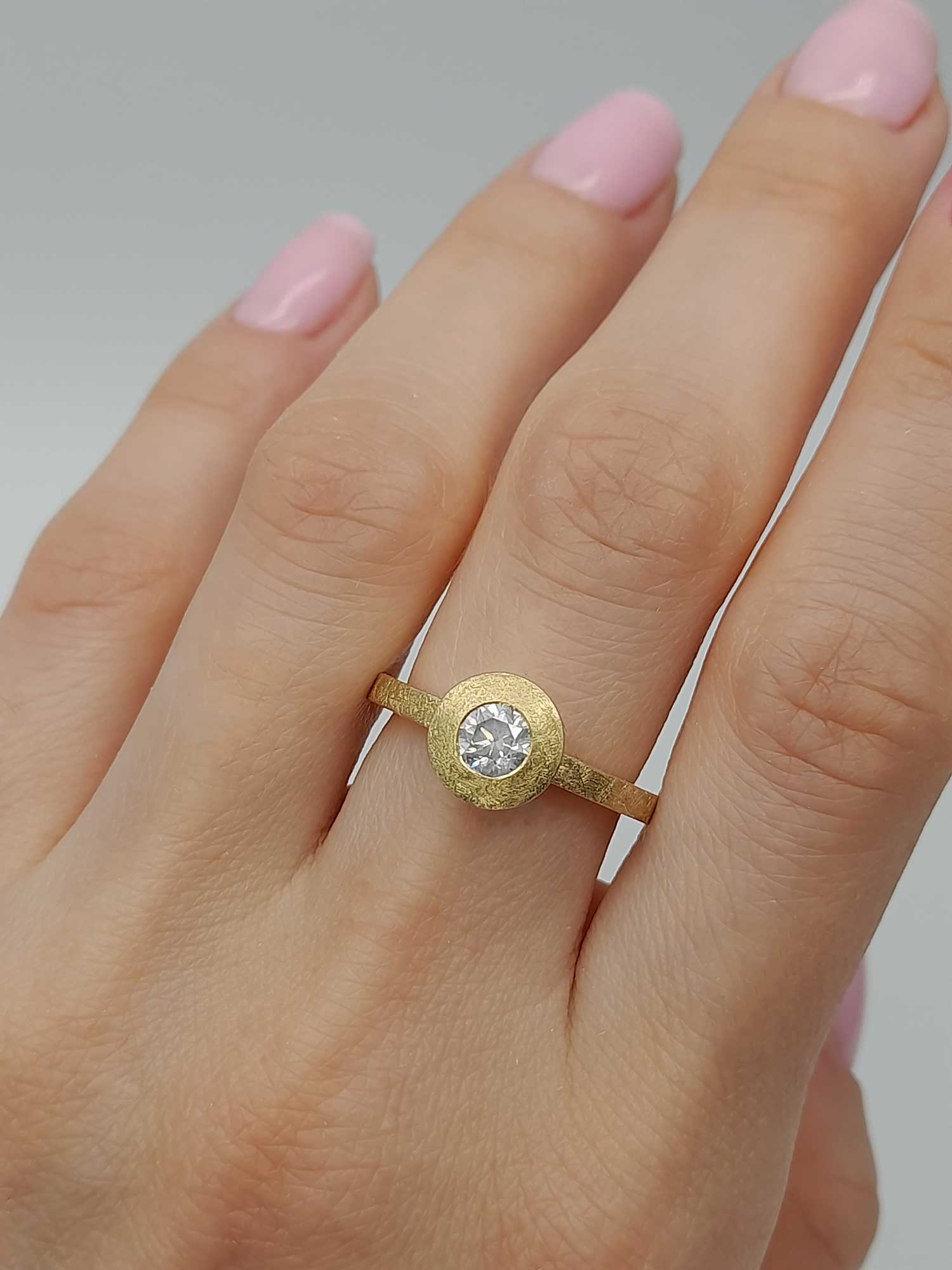 Кольцо "База" 0,4 кар.