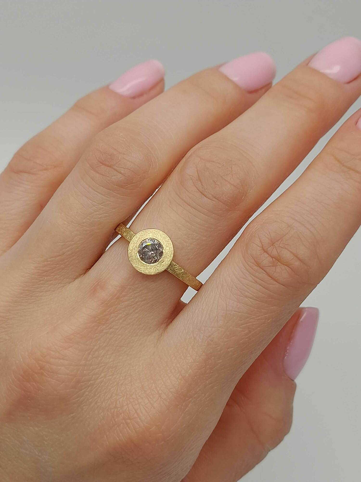 Кольцо "База" 0,42 кар.