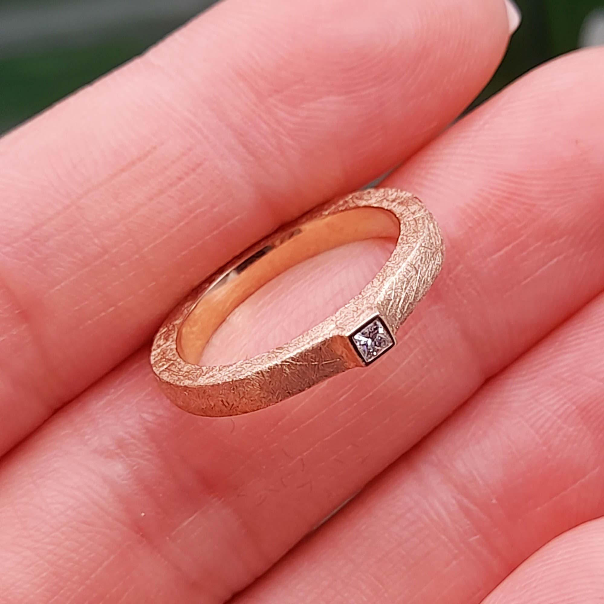 Кольцо с "принцессой"