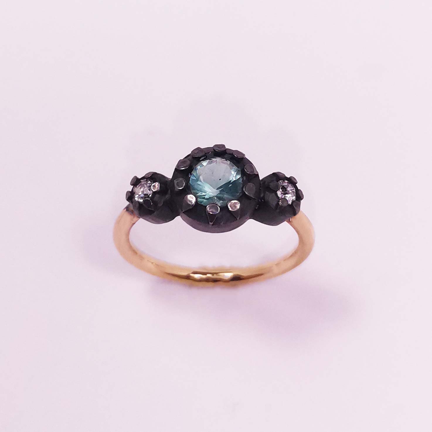 Кольцо "Старинное" с изумрудом  0,5 кар. и бриллиантами