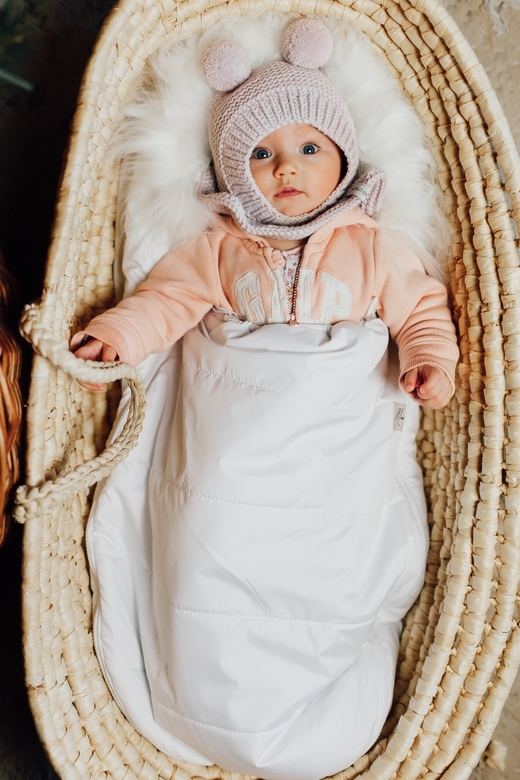 Конверт в коляску тонкий (до -10*) белый с мехом