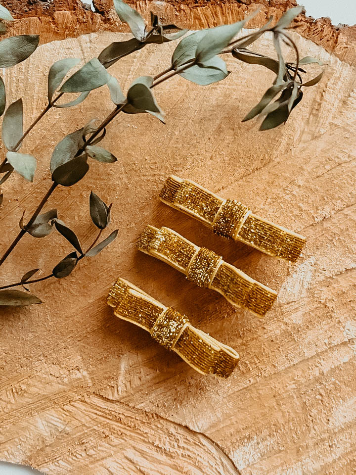 Заколка для  волос бантик золото