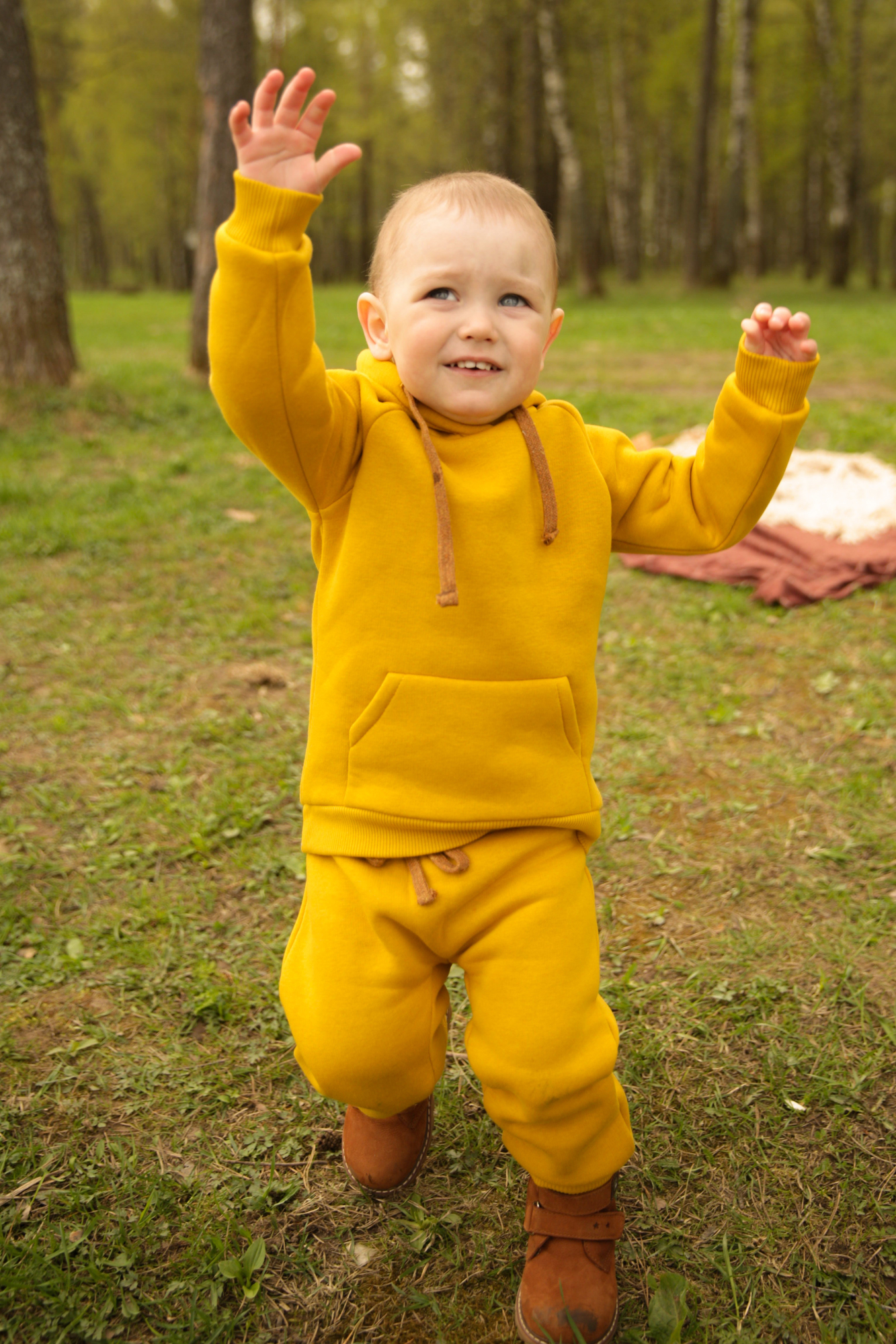 Толстовка из футера с начесом горчица
