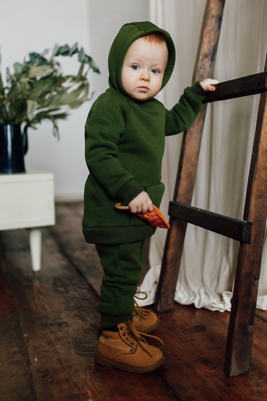 Костюм из футера с начесом тёмный хаки