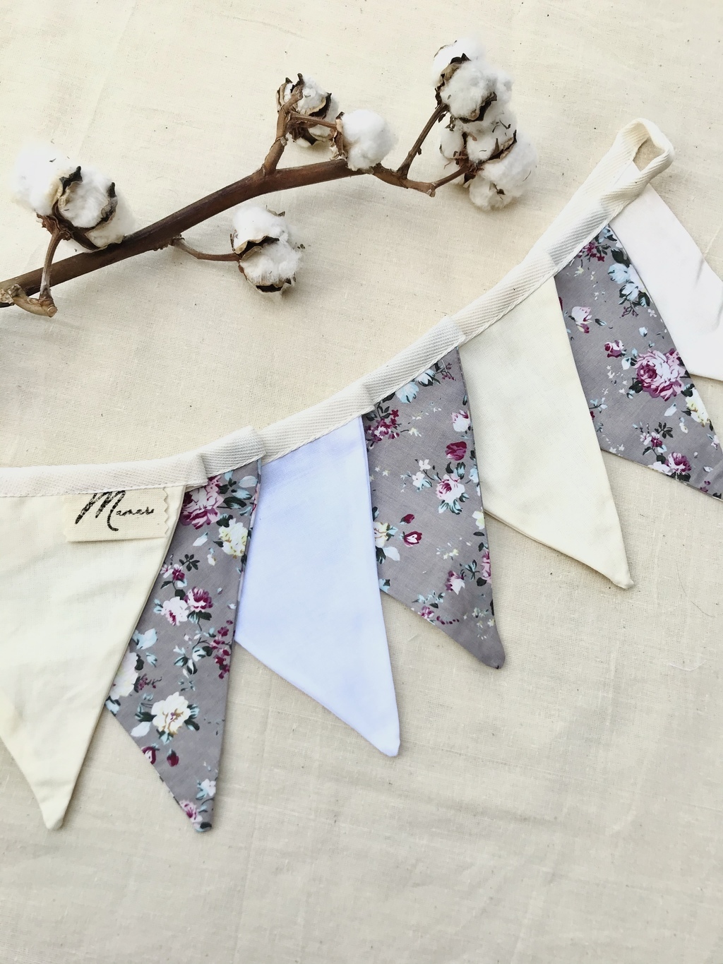 Флажки пастель цветы на хлопковой ленте