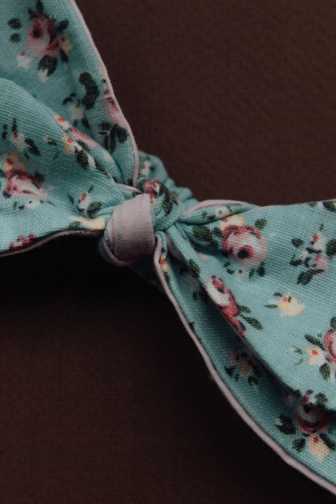 Повязка "солоха" хлопок розы на голубом + розовый