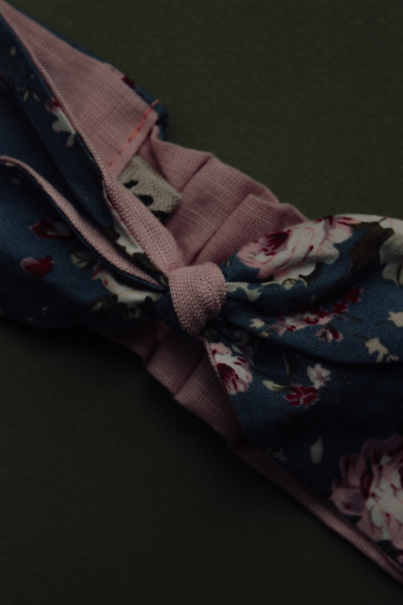 Повязка "солоха" хлопок розы на синем + розовый