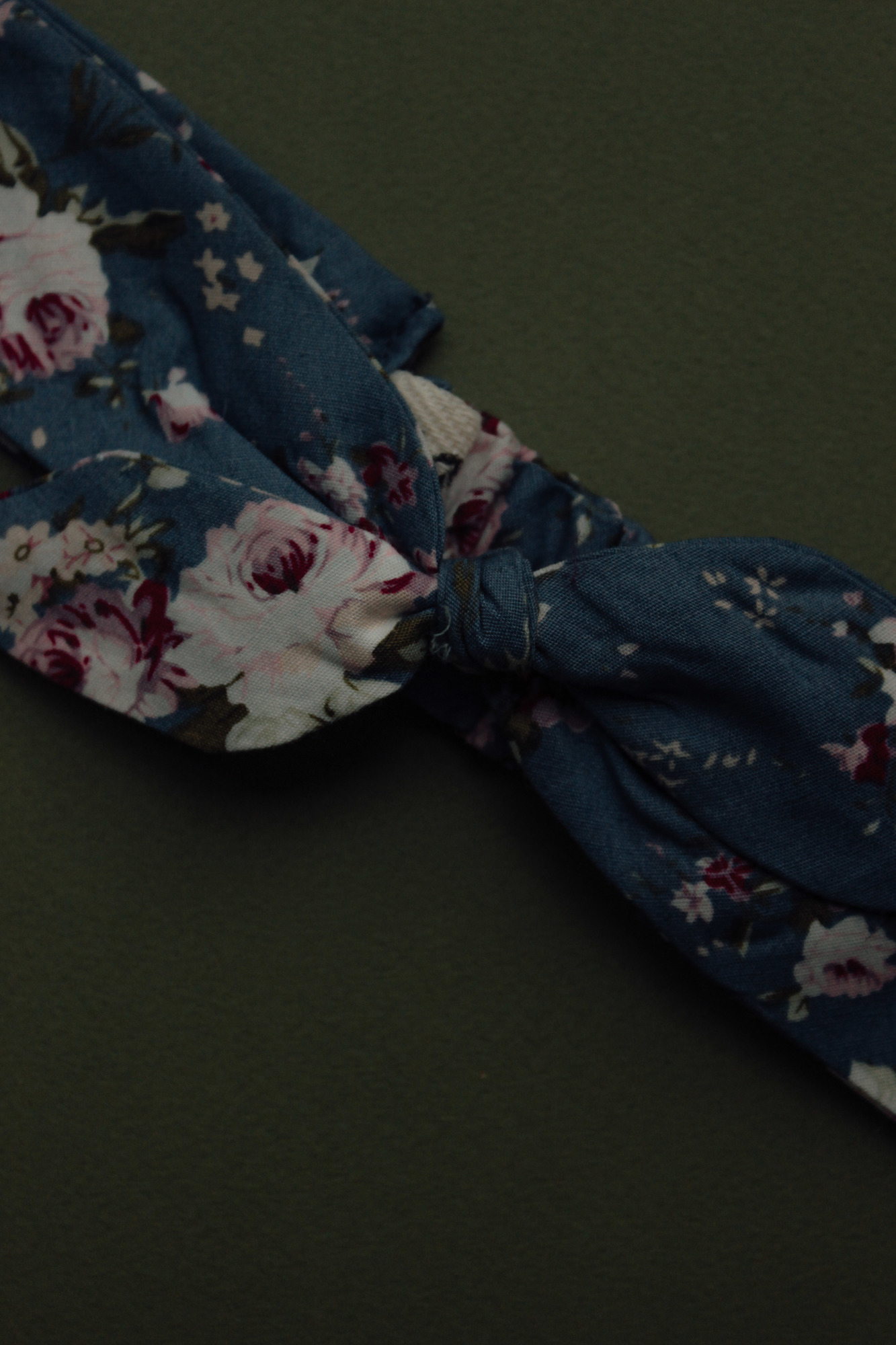 Повязка "солоха" хлопок розы на синем