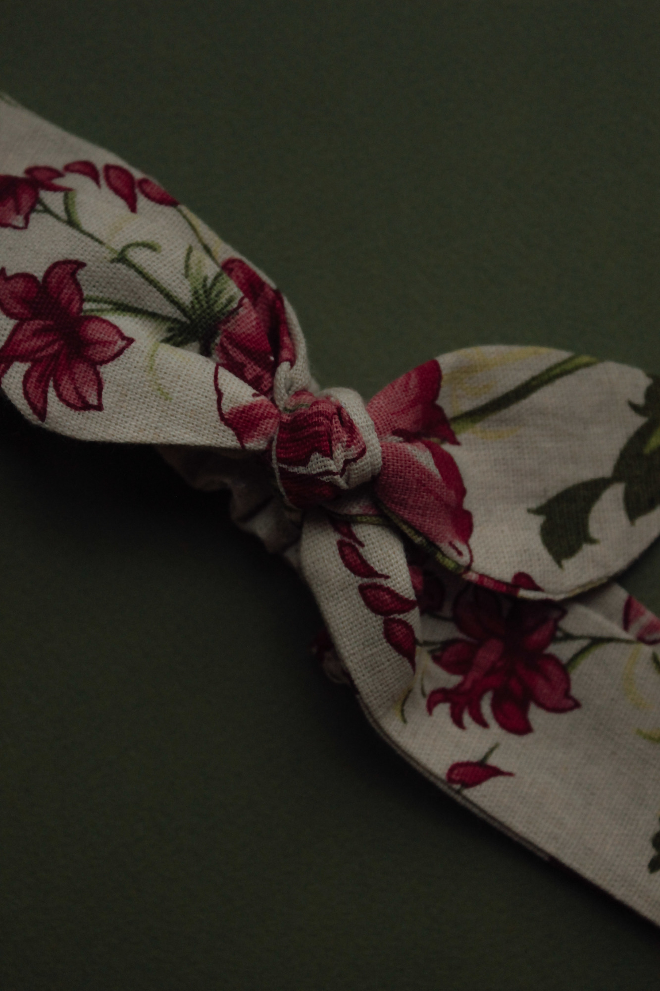 Повязка "солоха" из льна цветы на натуральном