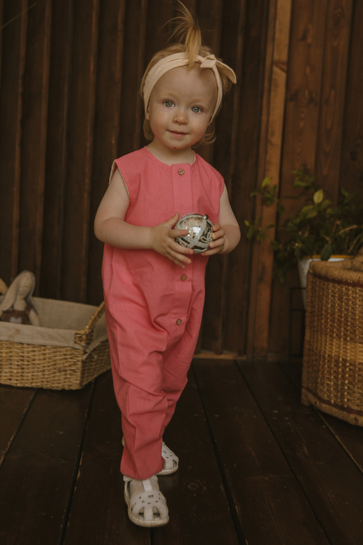 Комбинезон без рукавов из льна розовый