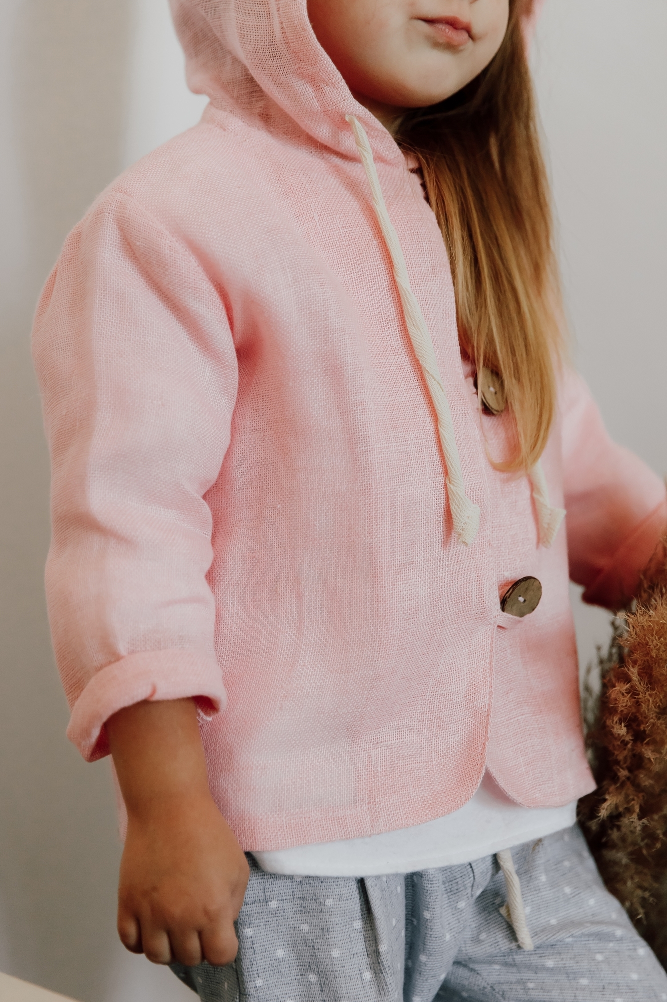 Накидка-гномик из льна нежно-розовая