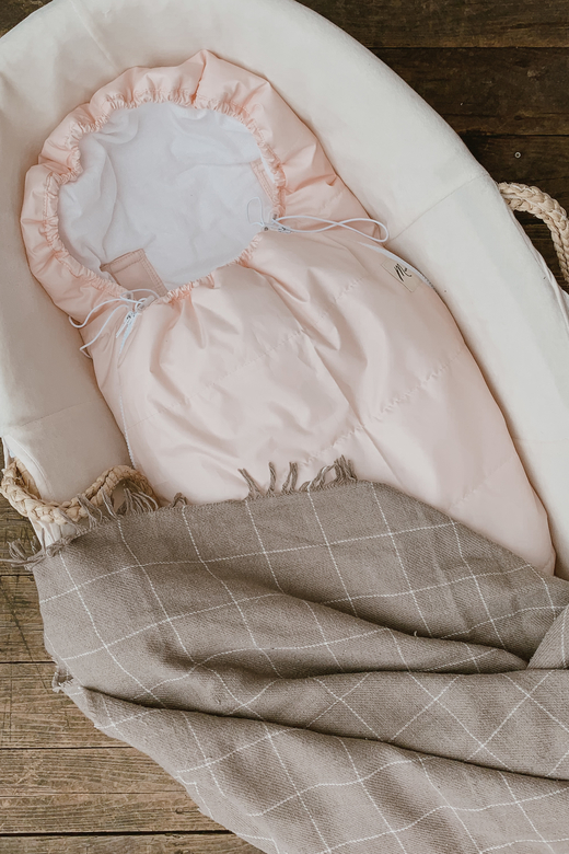 Конверт в коляску нежно-розовый осень/зима