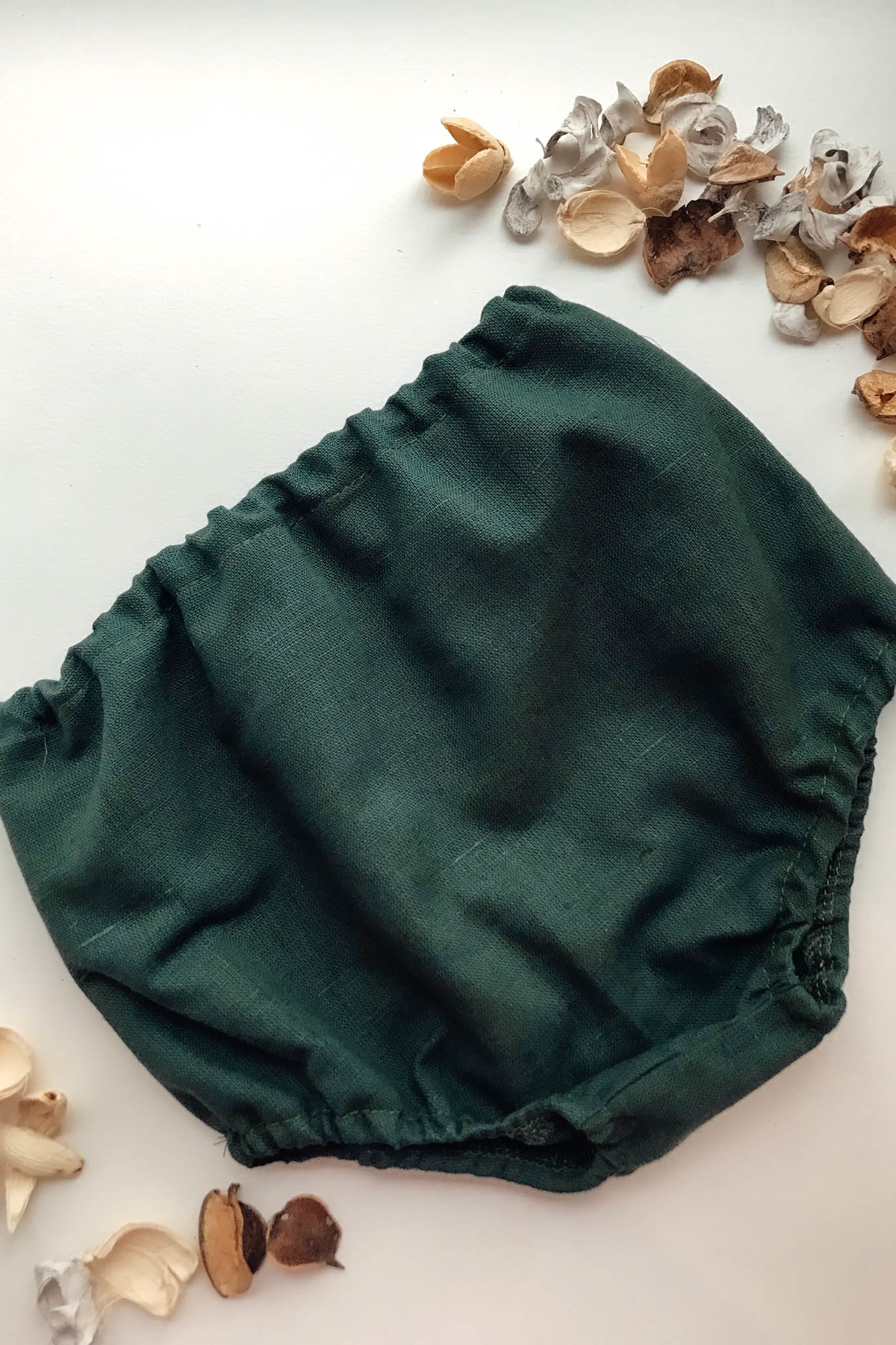 Трусы лён пыльный изумруд