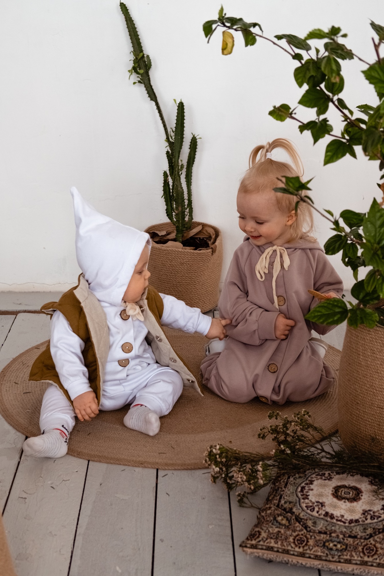 Комбинезон из тонкого футера с начесом белый