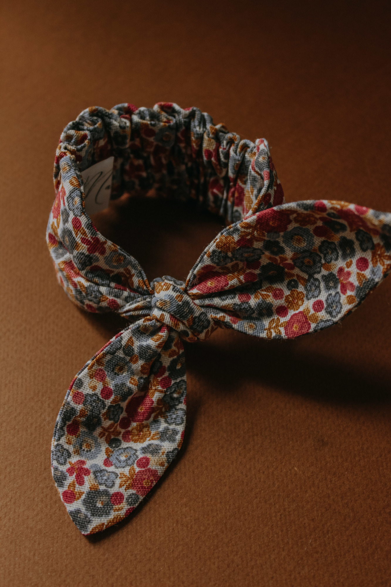 Резинка для волос на пучок лён цветы поляна