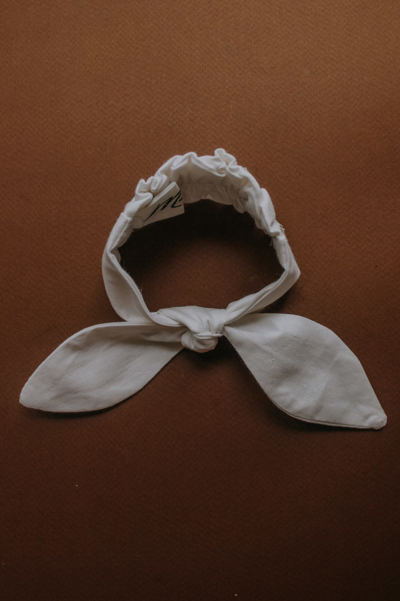 Резинка для волос на пучок хлопок белый
