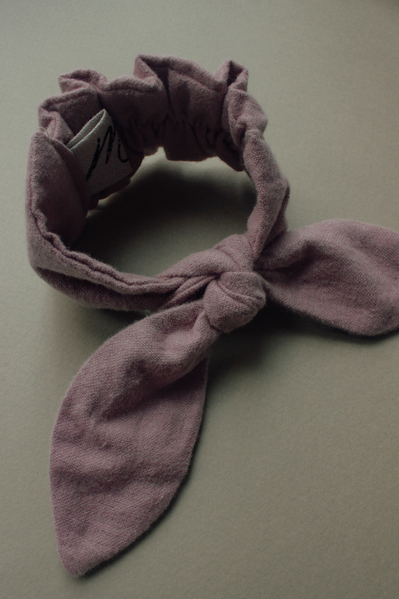 Резинка для волос на пучок тёплый хлопок пудра