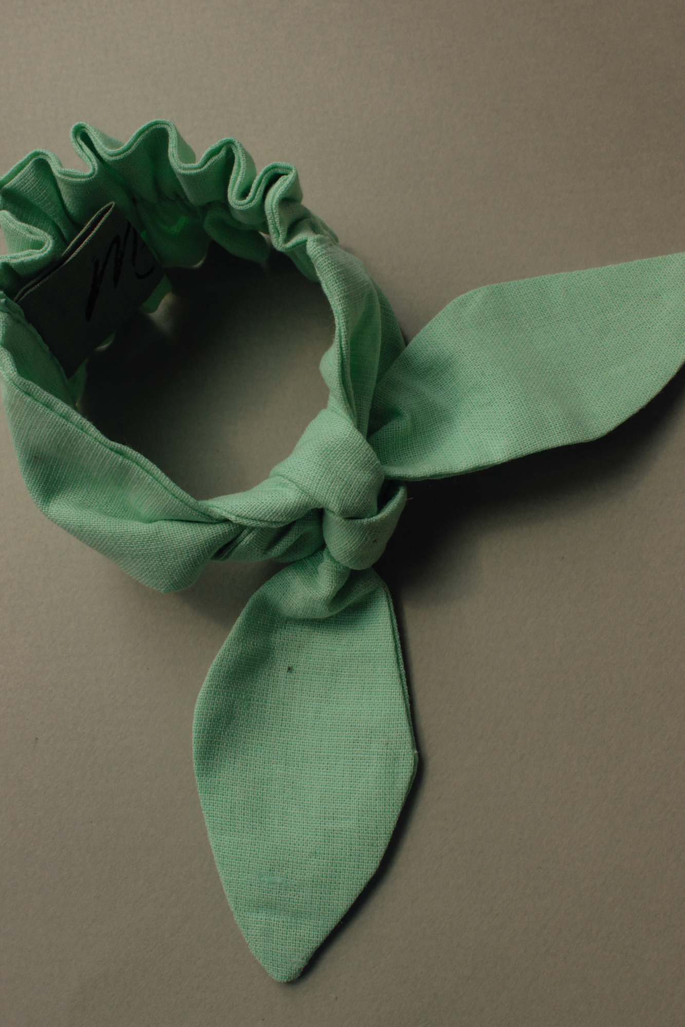 Резинка для волос на пучок лён яблоко