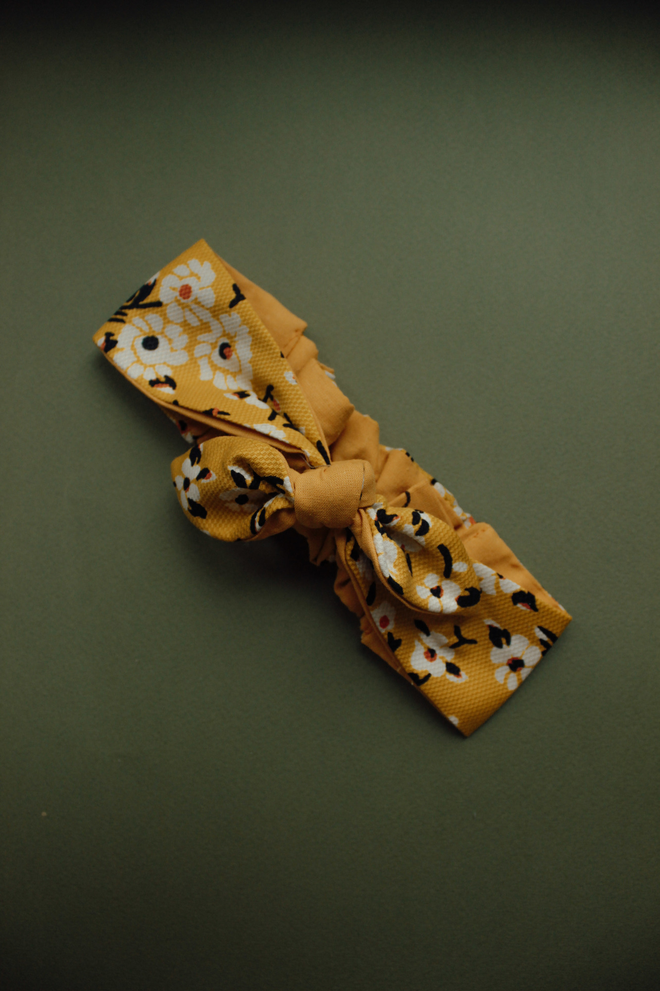 Повязка "солоха" хлопок цветы на жёлтом + горчица