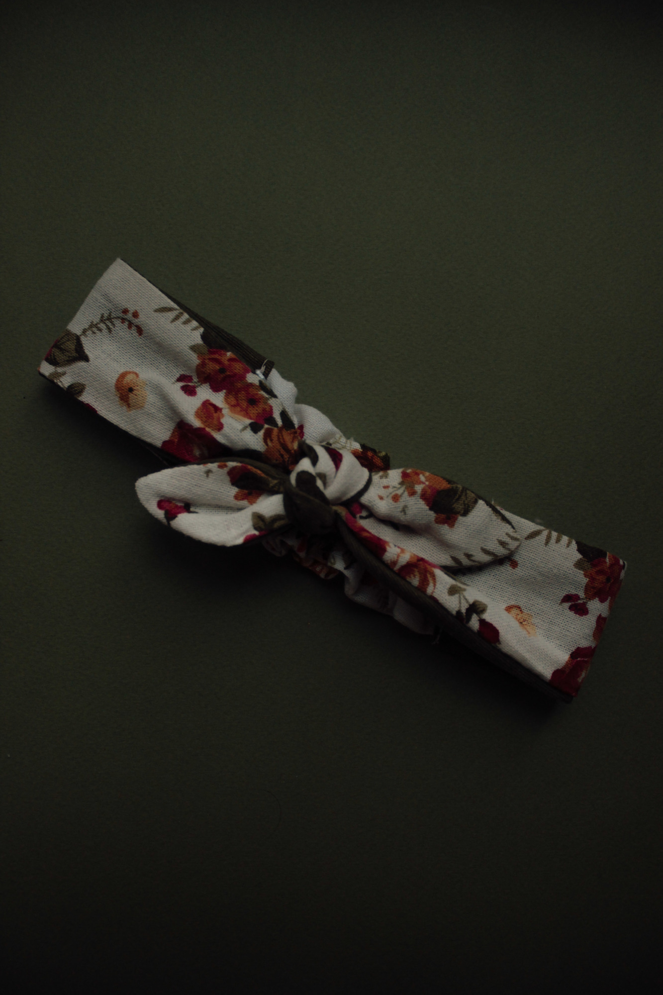 Повязка "солоха" лён цветы на натуральном + вельвет хаки