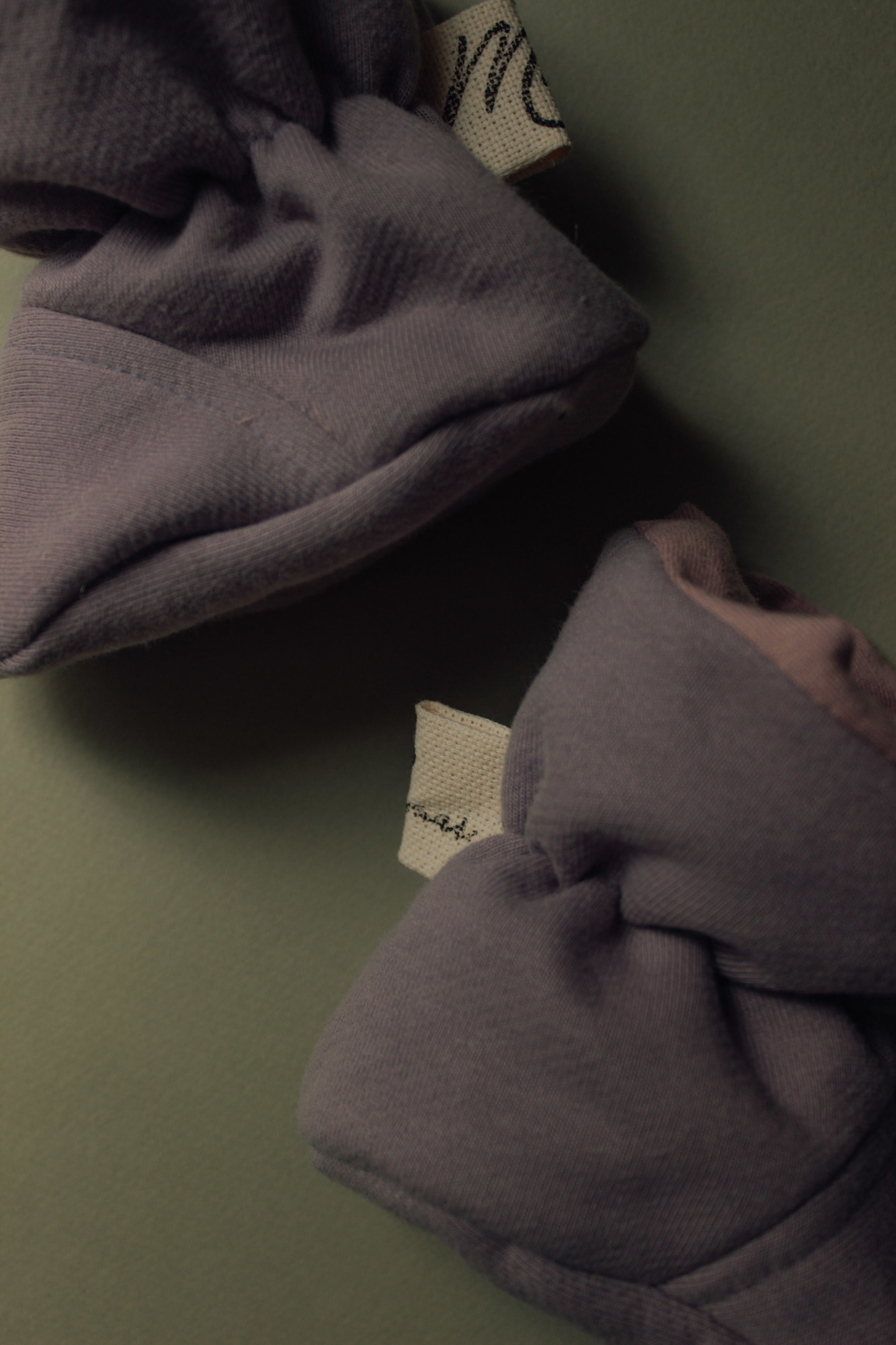 Пинетки из футера пыльная лаванда