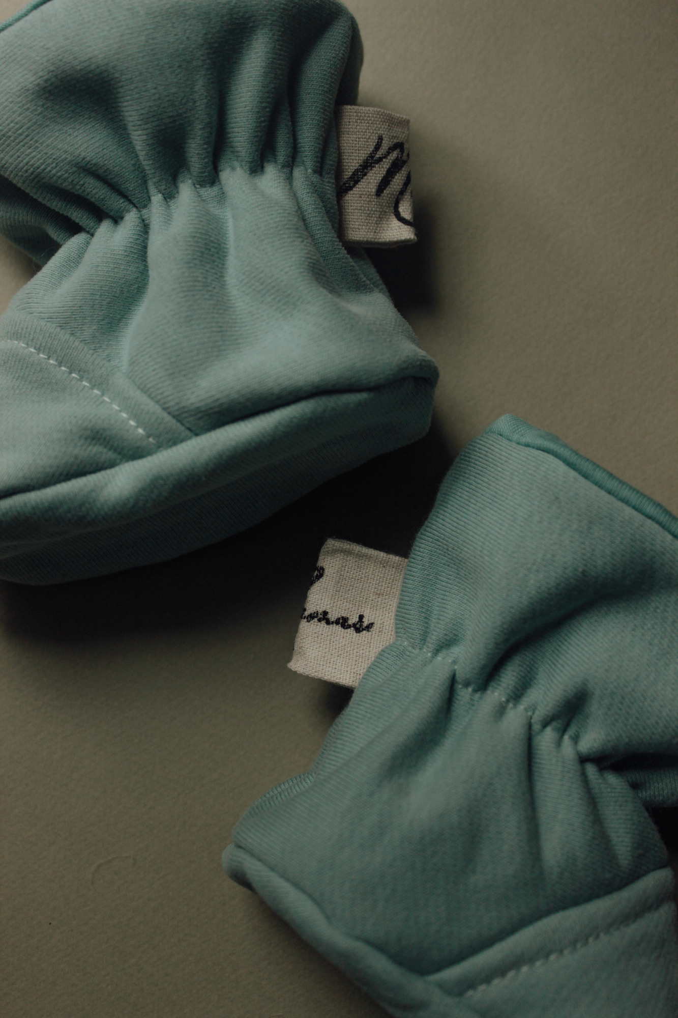 Пинетки из футера мята