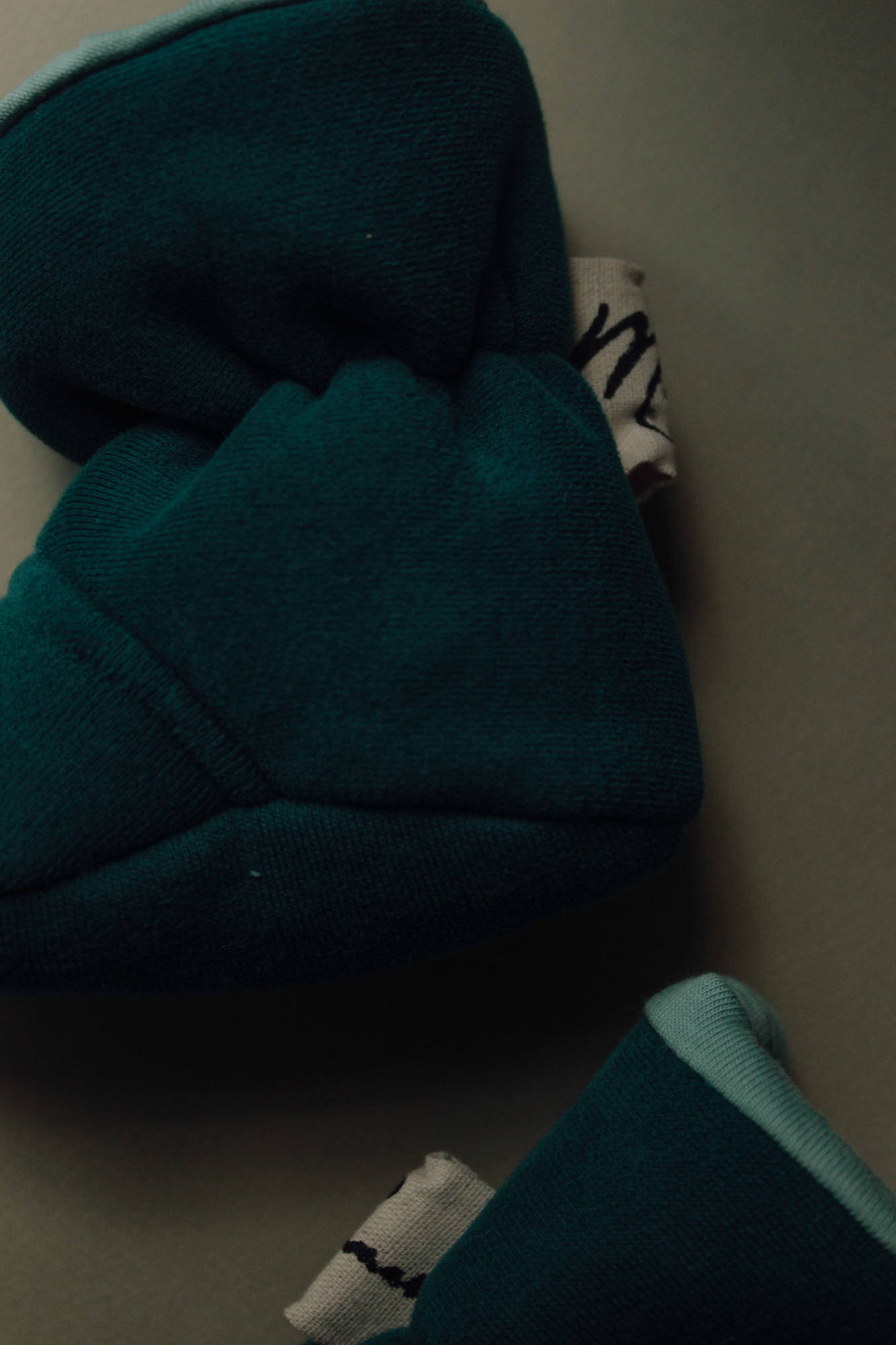 Пинетки из футера сосна