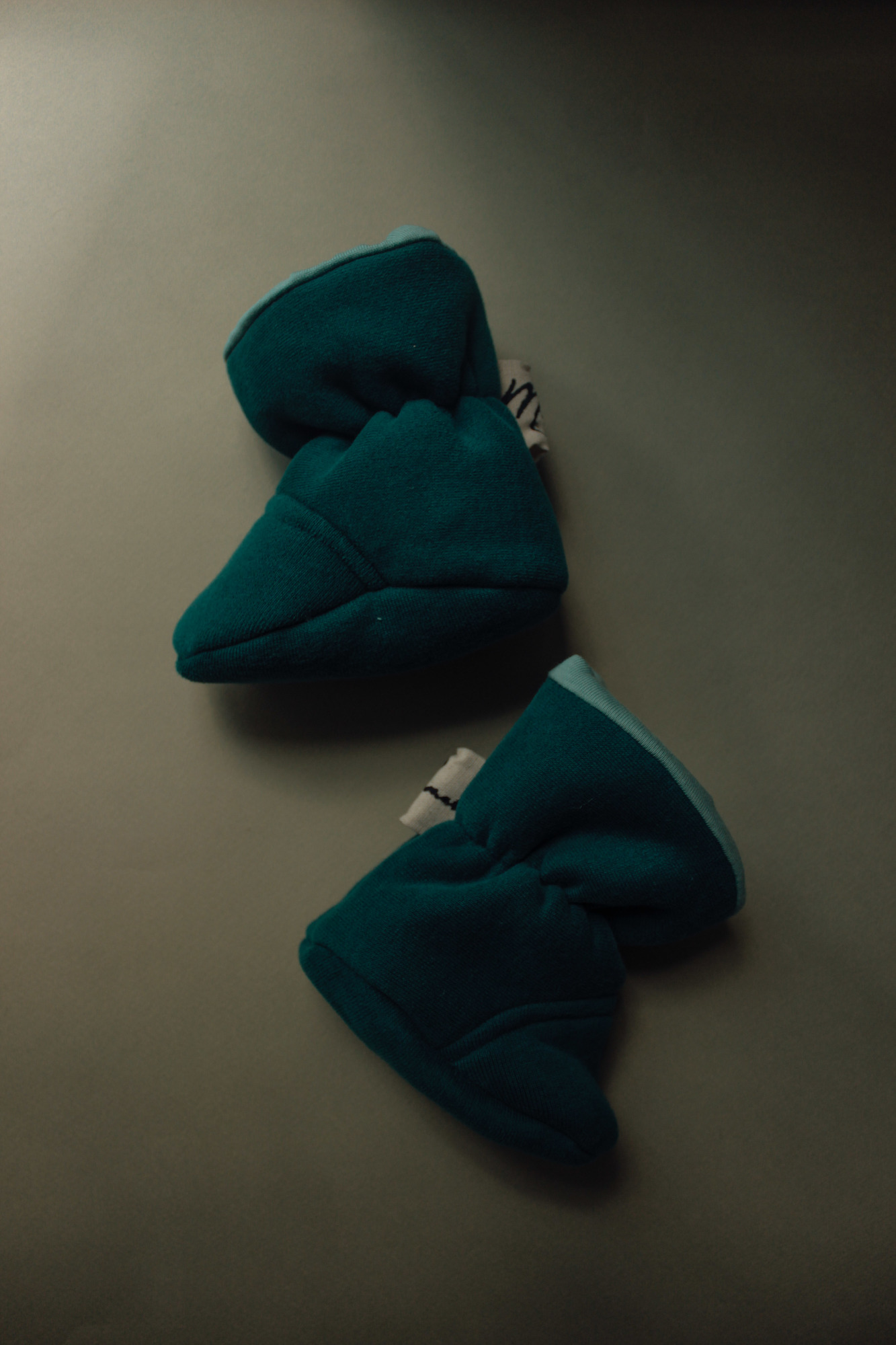 Пинетки из футера сосна