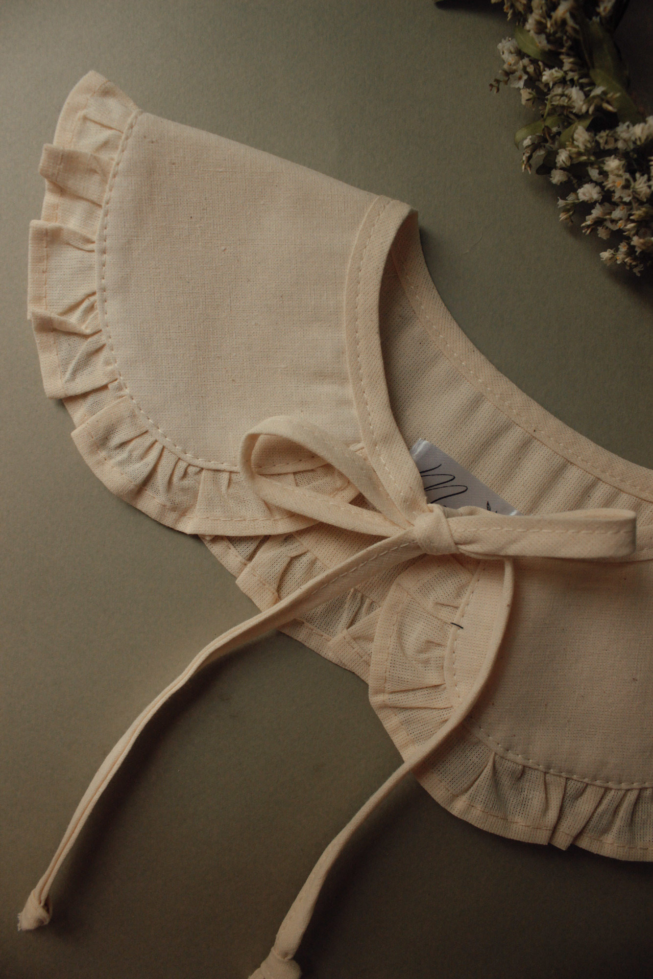 Воротник из хлопка натур с оборкой