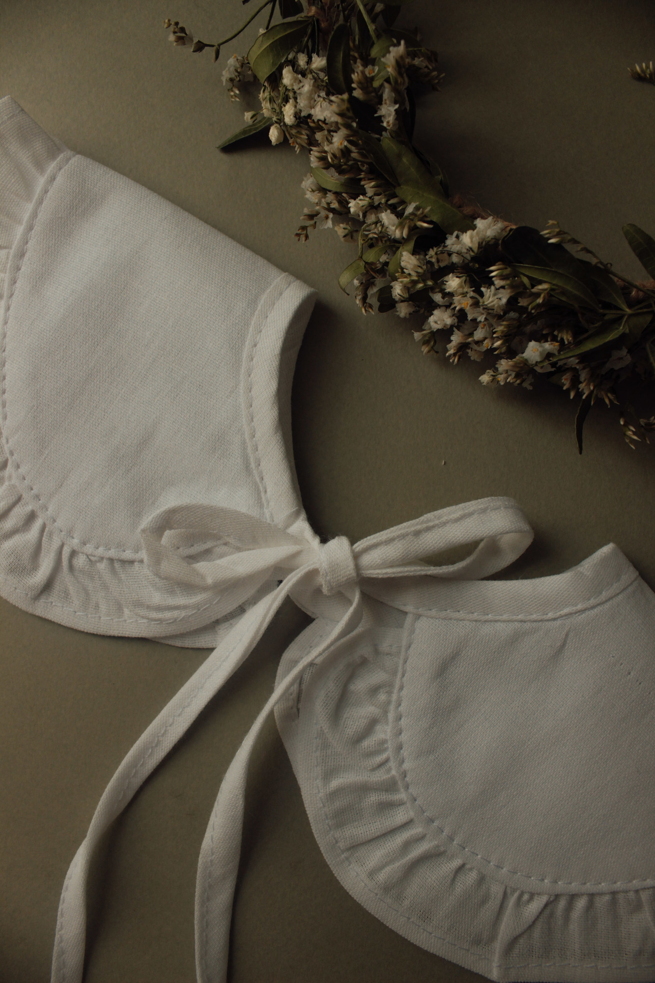 Воротник из хлопка белый с оборкой из двух деталей