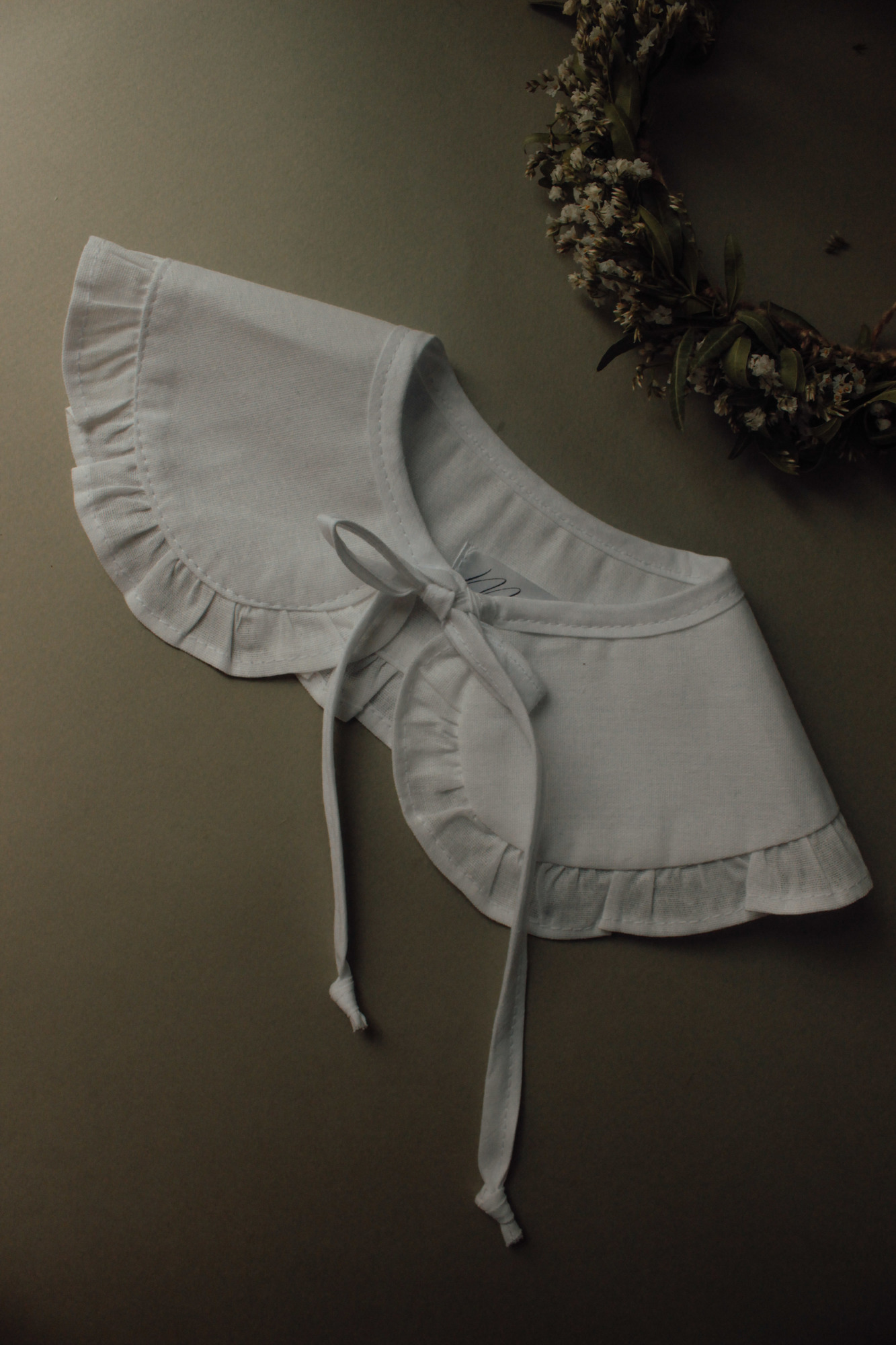 Воротник из хлопка белый с оборкой