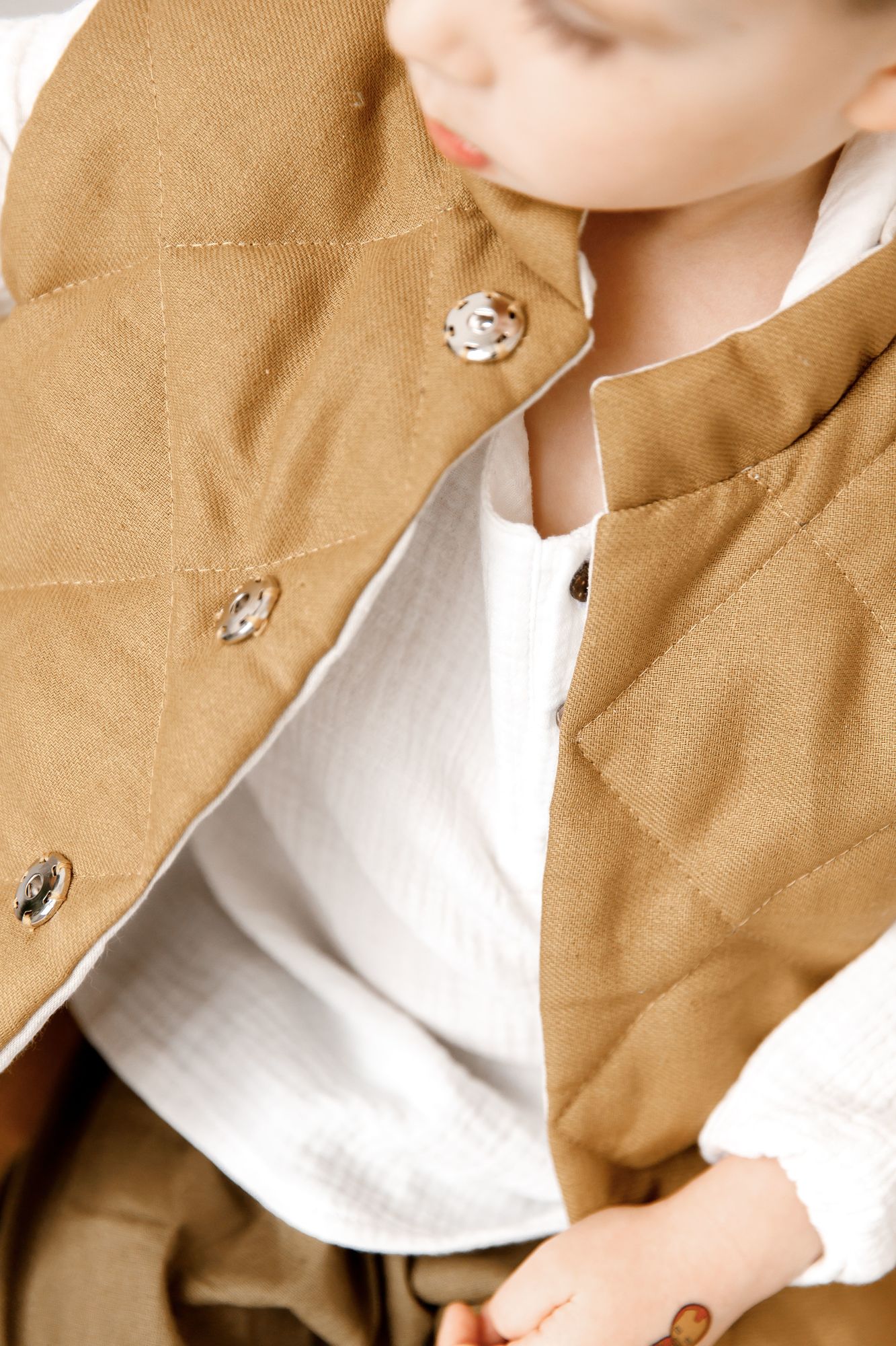 Жилет двухсторонний стёганный унисекс хлопок/лён песочный