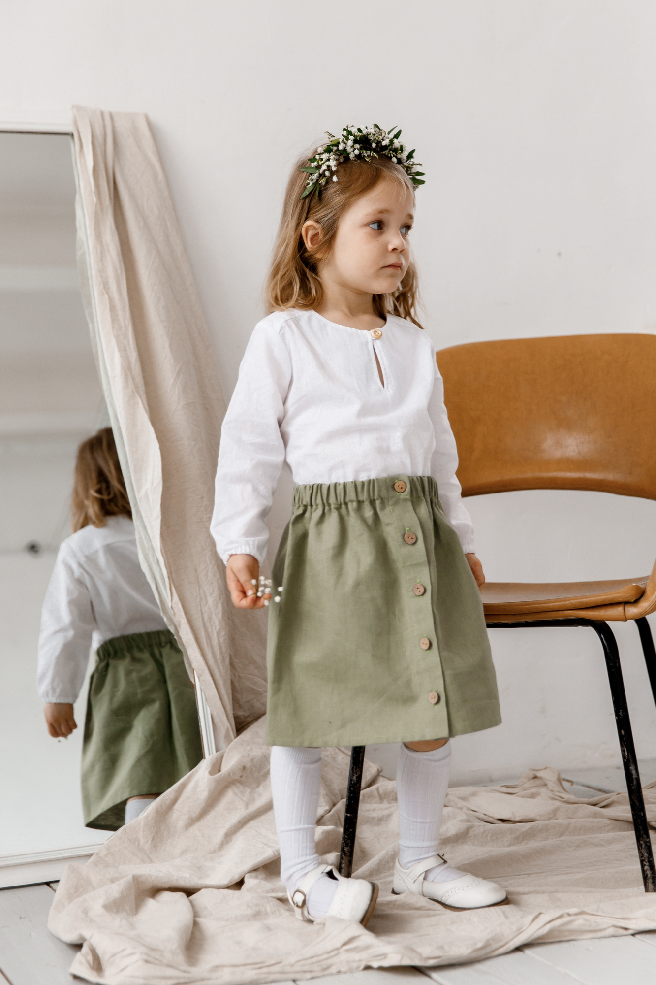 Юбка из льна "пыльно-зеленый" на кокосовых пуговицах