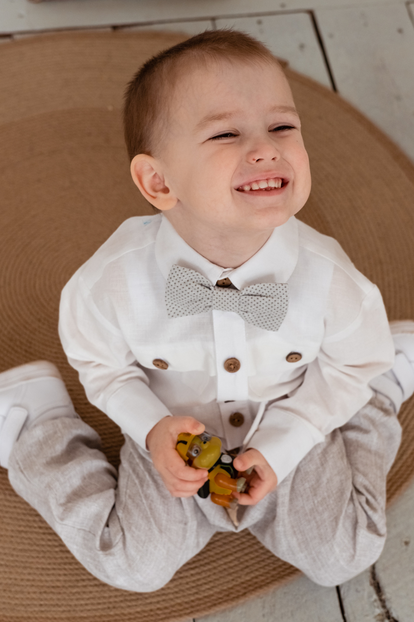 Бабочка льняная серая в мелкий горошек