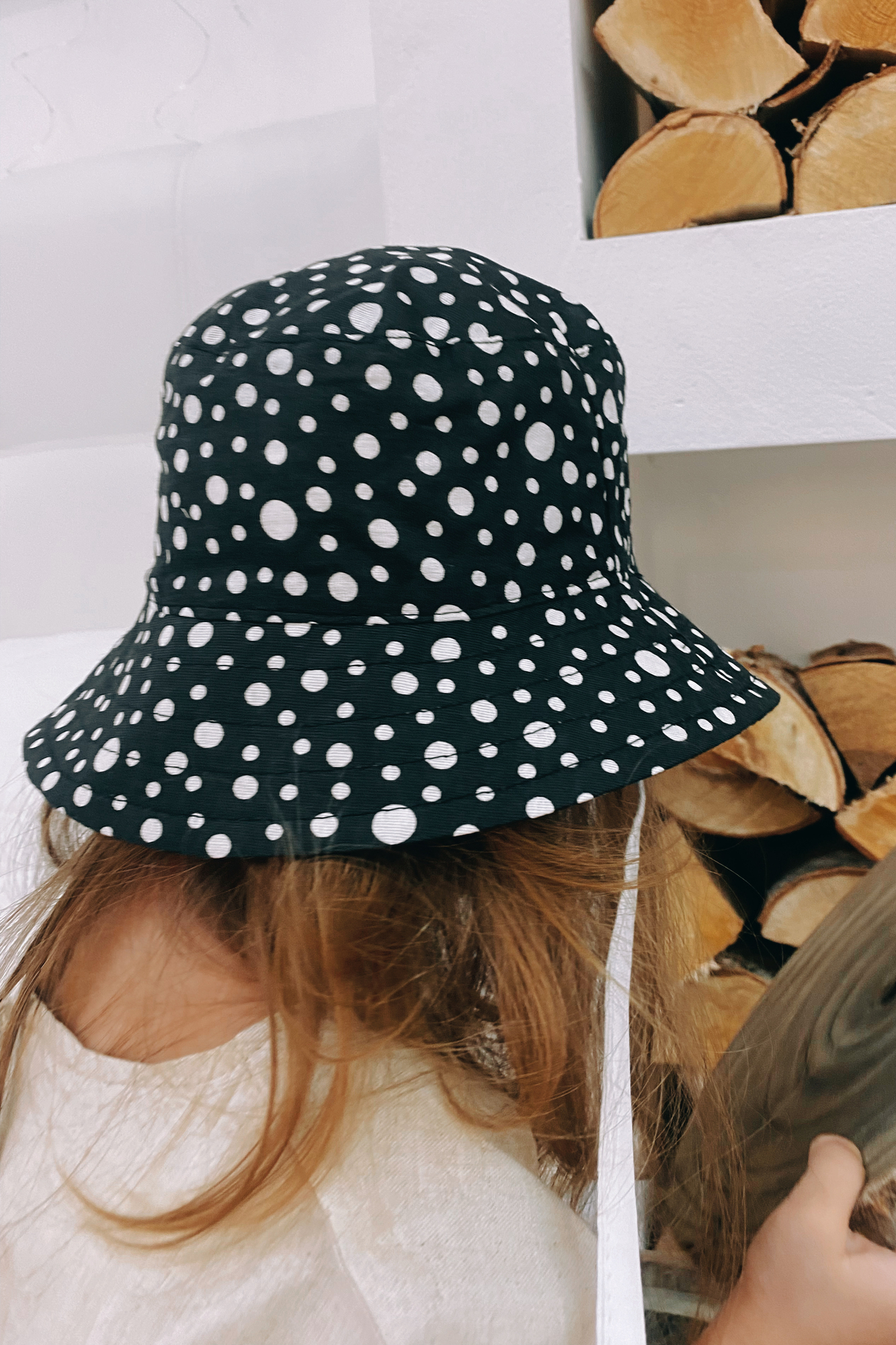 Панама из хлопка белый горох на черном на хлопковом подкладе