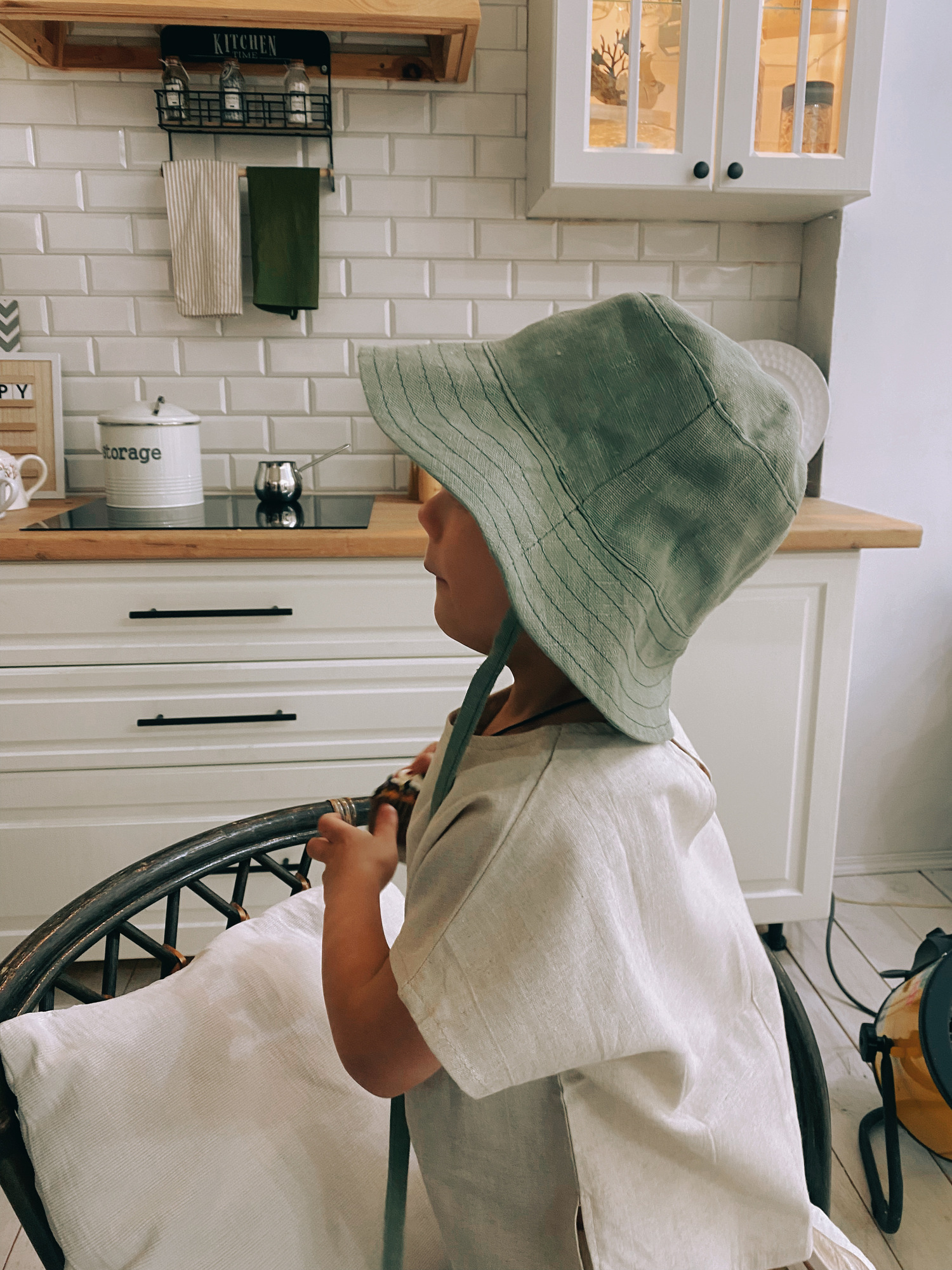 Панама из льна в цвете эвкалипт на хлопковом подкладе