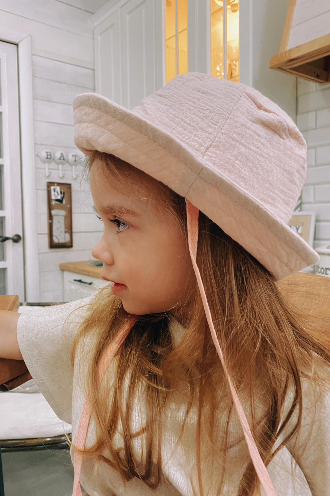 Панама из муслина светло-розовая на хлопковом подкладе