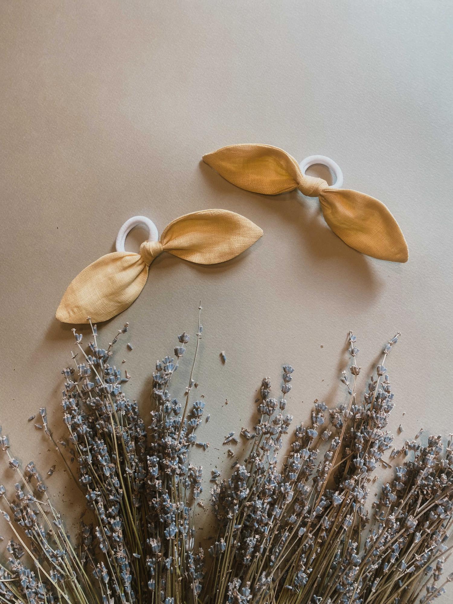 Резинка-бантик из льна "лимон"