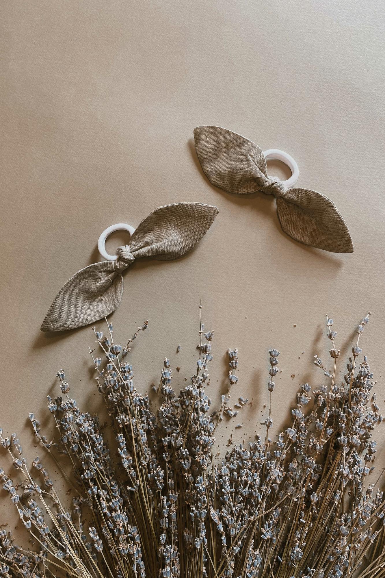 Резинка-бантик из льна натурального